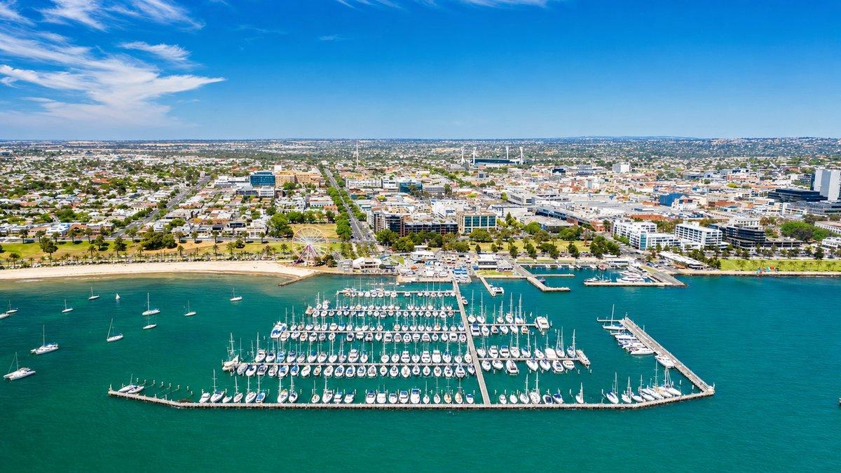 Love Livin' in Geelong VIC 3220: Your Complete Suburb Guide