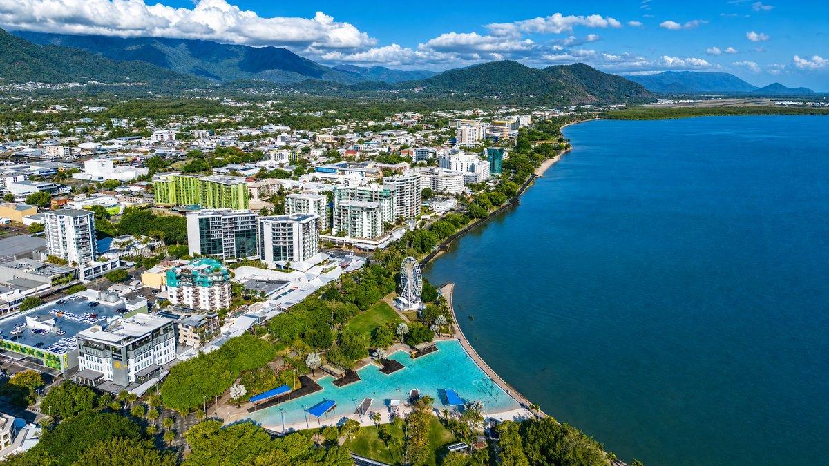 Love Livin' Cairns North QLD 4870
