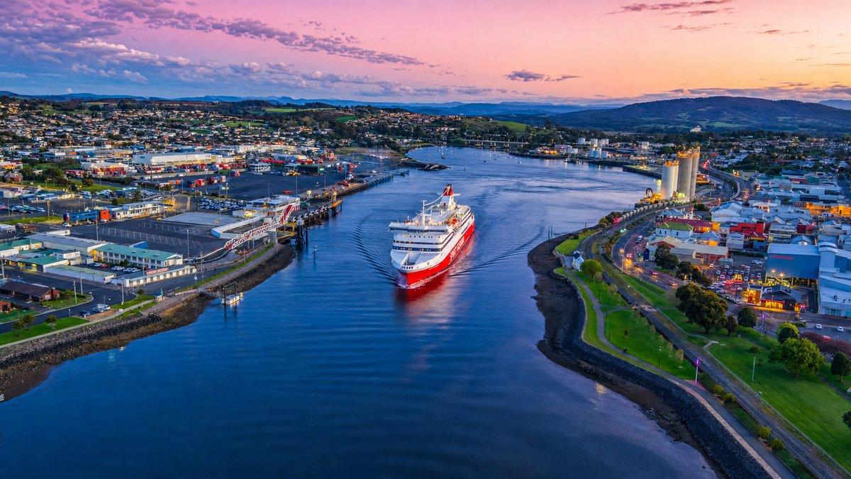 Love Livin' in Devonport TAS 7310: Your Complete Suburb Guide